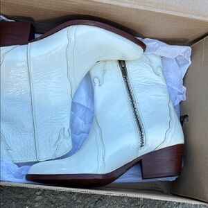 NIB Free People new frontier western boots